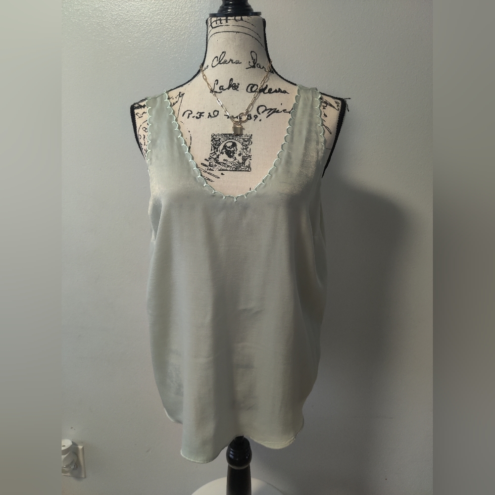 LC Lauren Conrad light green satin like top shirt blouse medium like new